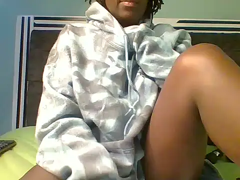 blackcuteebony's cam snapshot