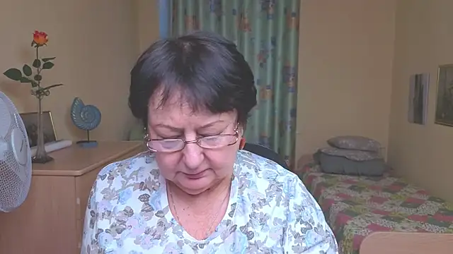 Margo_Moll's cam snapshot