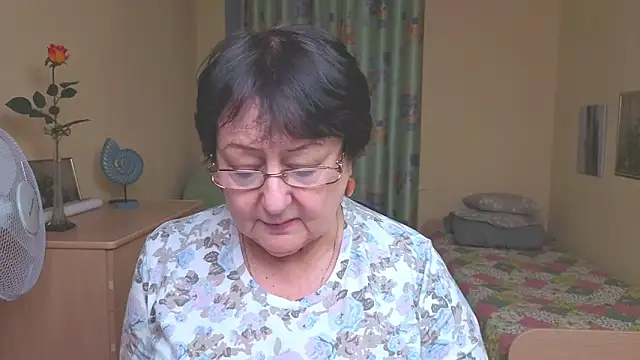 Margo_Moll's cam snapshot