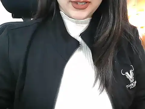 NotySuku live sex cam