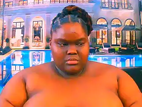 EbonyHotBuns's cam snapshot