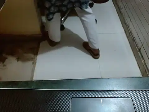 LovingPihu's cam snapshot