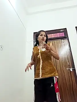 Sanjna_babby's cam snapshot