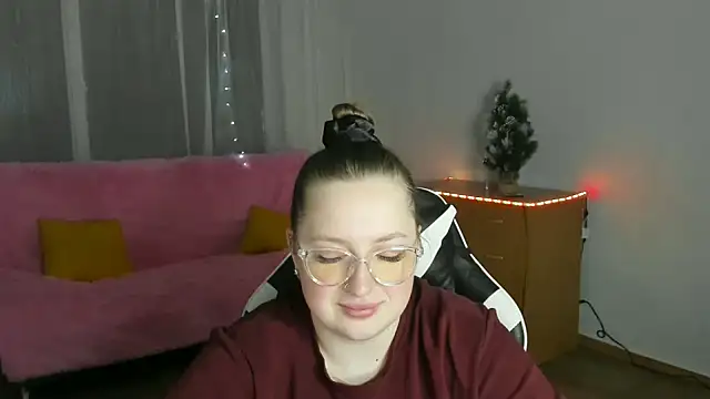 GirlPlayer's cam snapshot