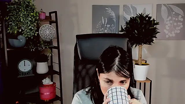 MartaEdams's cam snapshot