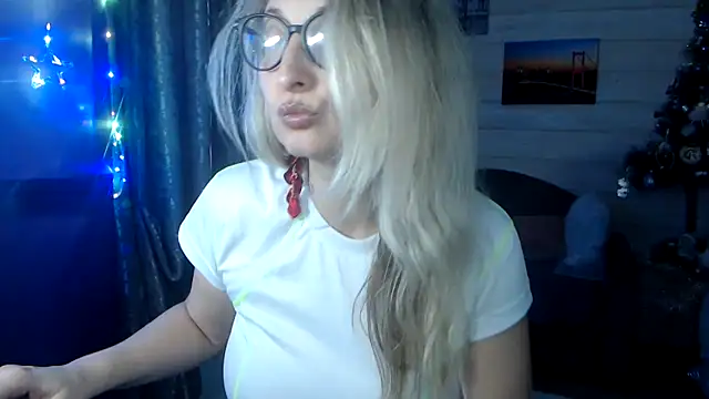 RubiLakros's cam snapshot