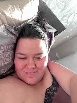 SunnyLeila2101's cam snapshot