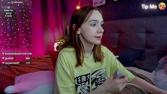 Lesi_Moonie01's cam snapshot