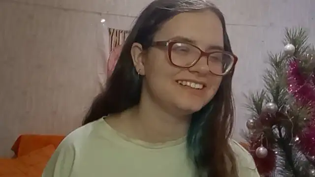 Miyabeee's cam snapshot