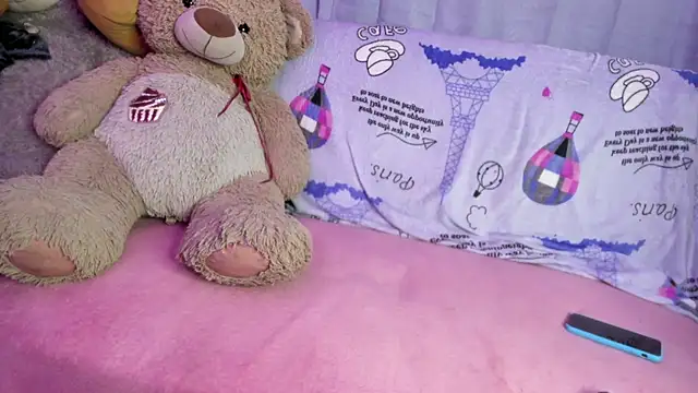 isaaclatino live sex cam