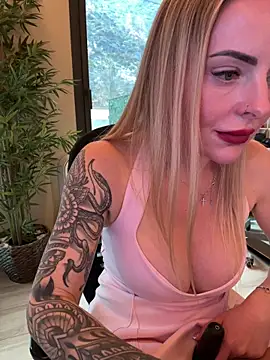 EmaSalis live sex cam