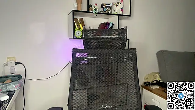 EngelAlman's cam snapshot