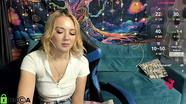 CrystalGirl99's cam snapshot