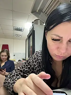 _Mila_Love's cam snapshot