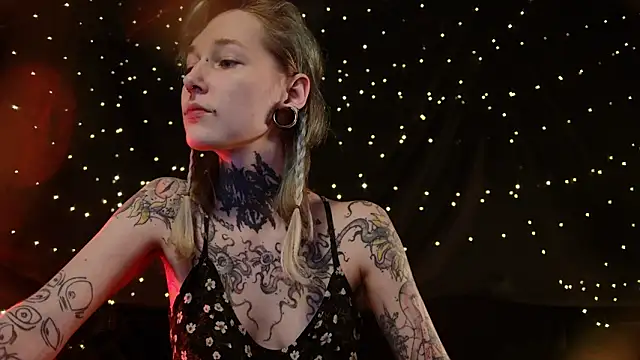 Littlespacemouse live sex cam