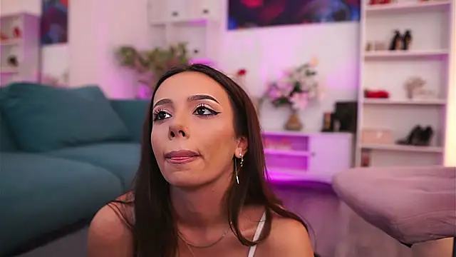 Aisha_Bee live sex cam