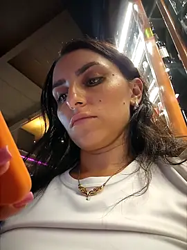 Izabella_Bella live sex cam