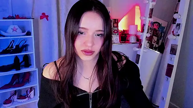 Sahara_Shields's cam snapshot