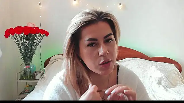 Roxi_Joy's cam snapshot