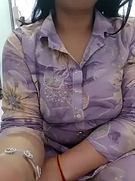 roshni_agrawal0's cam snapshot