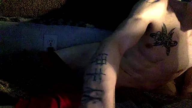 Ilovepussy1911's cam snapshot