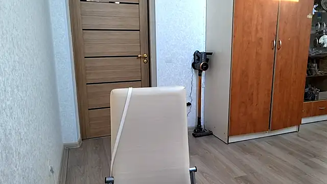 LouiseMarengo's cam snapshot