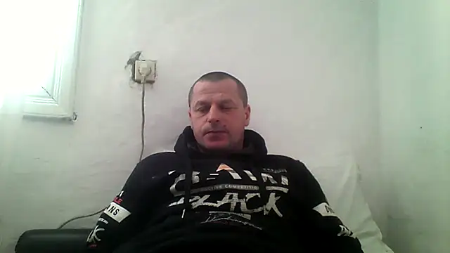 Ivan9iutt's cam snapshot