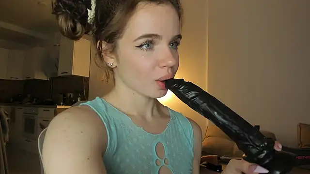 lit_asella's cam snapshot