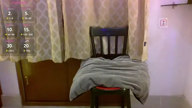 Teekhi_mirchii's cam snapshot