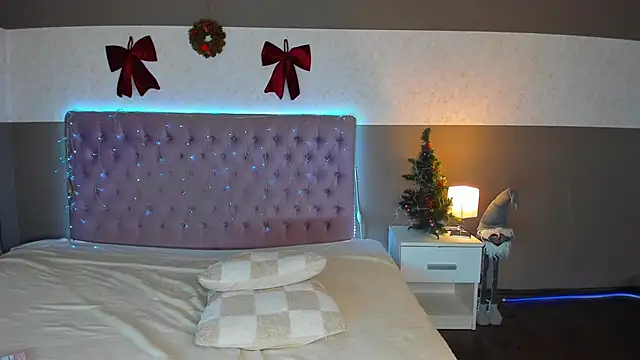 NikkiBustt's cam snapshot