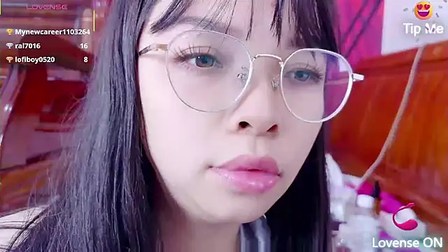 Maomilove1's cam snapshot