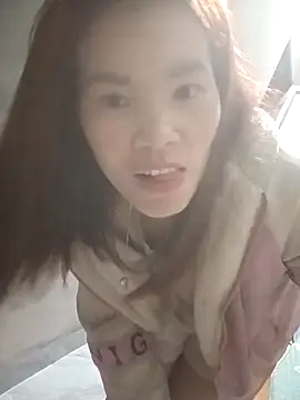 nangmo's cam snapshot