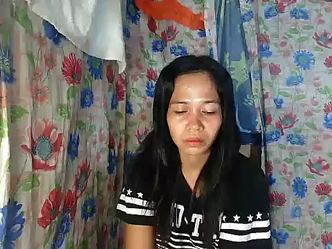 PinaySkinnyGirl's cam snapshot