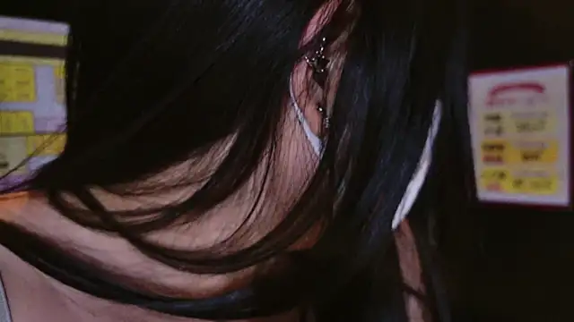 nathi_poyo live sex cam