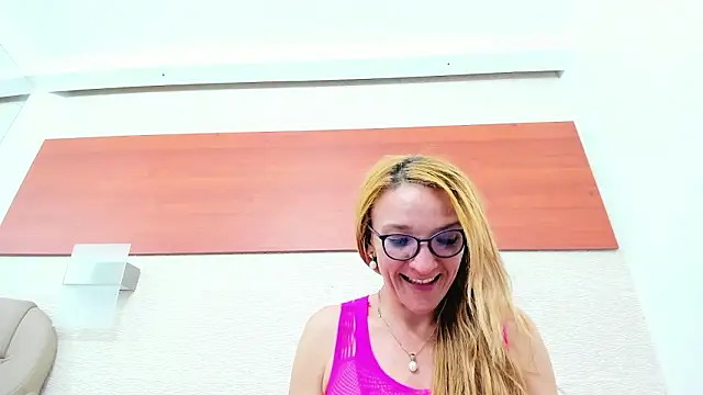 maddy_cartter's cam snapshot