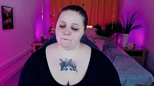 SladaDell's cam snapshot