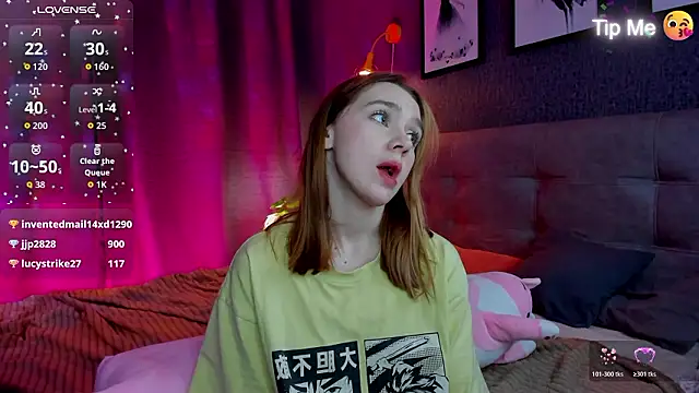 Lesi_Moonie01's cam snapshot