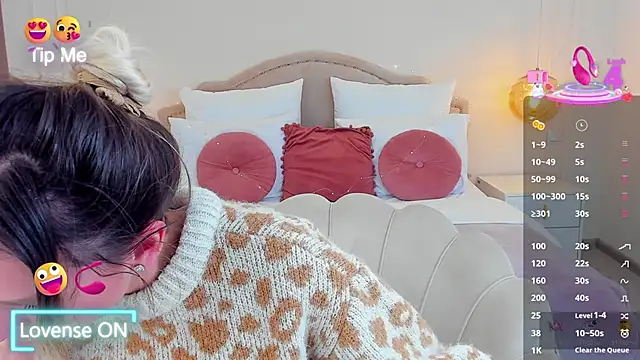 MissLoou's cam snapshot