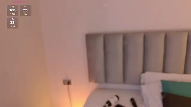 Emely_Deluxe live sex cam