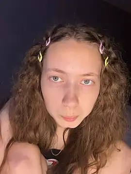 Holy_Poly's cam snapshot