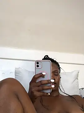 LuciousLips96's cam snapshot