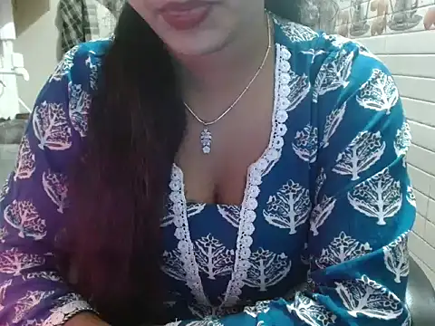 LovingPihu's cam snapshot