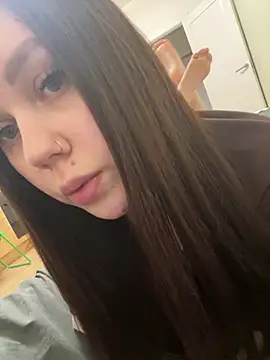 Marylallka5 live sex cam