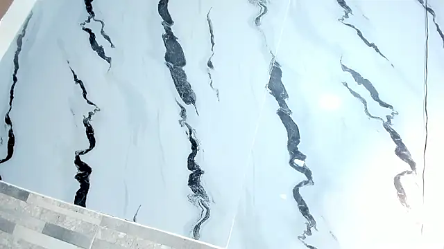 mia_alvares's cam snapshot