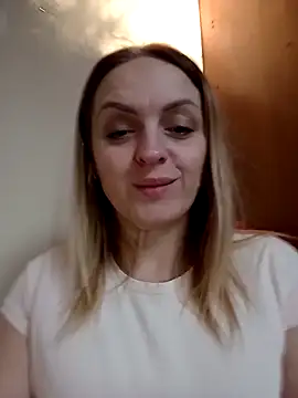 Ami_Foxy's cam snapshot