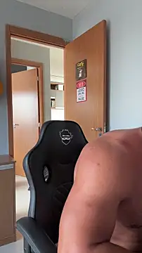 KRYSTALIZEDY live sex cam