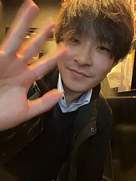 yuuki8910 live sex cam