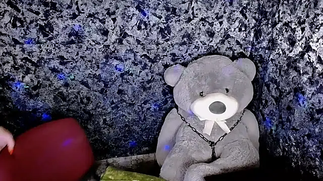 Sarcasm_provider's cam snapshot