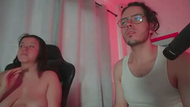 dan_and_daya live sex cam