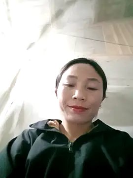 lucybaby00 live sex cam